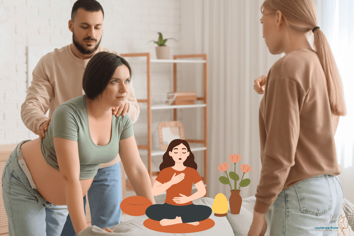 sophrologue accompagnant une femme enceinte