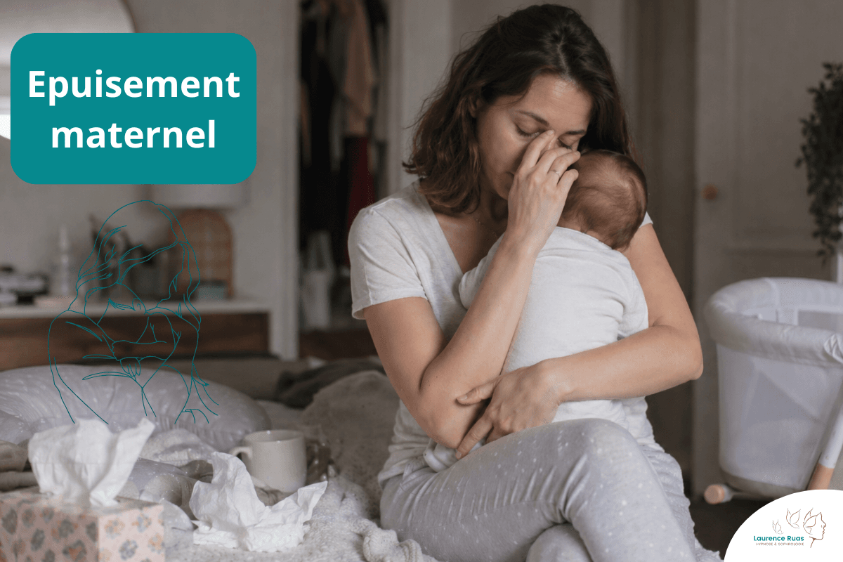 femme épuisée après la naissance de son bébé